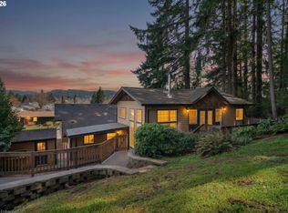 947 S R St, Cottage Grove, OR 97424