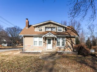 8743 Mavis Pl, Saint Louis, MO 63114