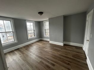 32 Spaulding St #B, Norwich, CT 06360