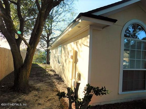 2nd image of 2430 Glade Springs Dr