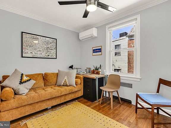 5th image of 65 Allison St NE