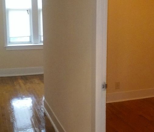 4th image of 113 N Lamon Ave #3