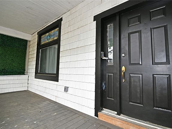 3rd image of 3206 Motor St