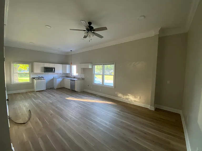 309 N Webb St — Photo 12