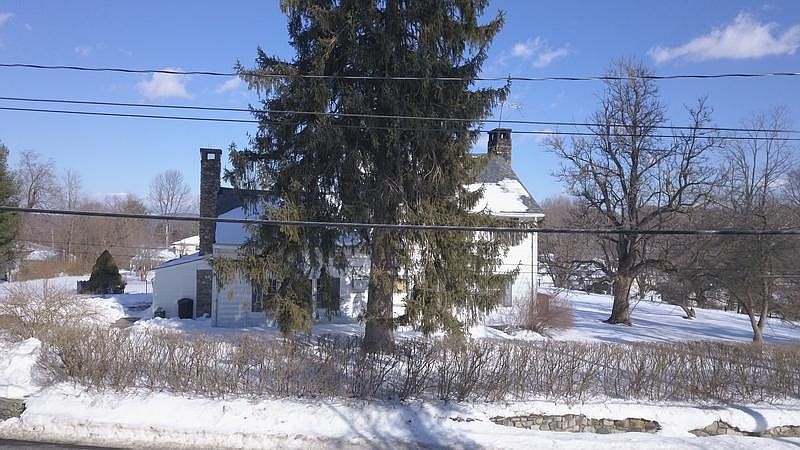 2nd image of 1300 White Hill Rd