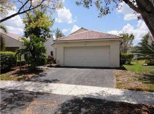 4270 Greenbriar Ln, Weston, FL 33331