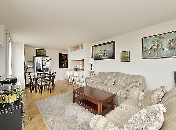 5th image of 350 W 50th St APT 33E