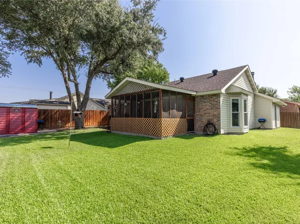 448 E Belt Line Rd, Cedar Hill, TX 75104