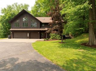 7348 S Raccoon Rd, Canfield, OH 44406