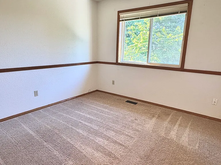 Guest Bedroom 1