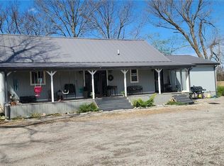 488 W 640th Ave, Girard, KS 66743