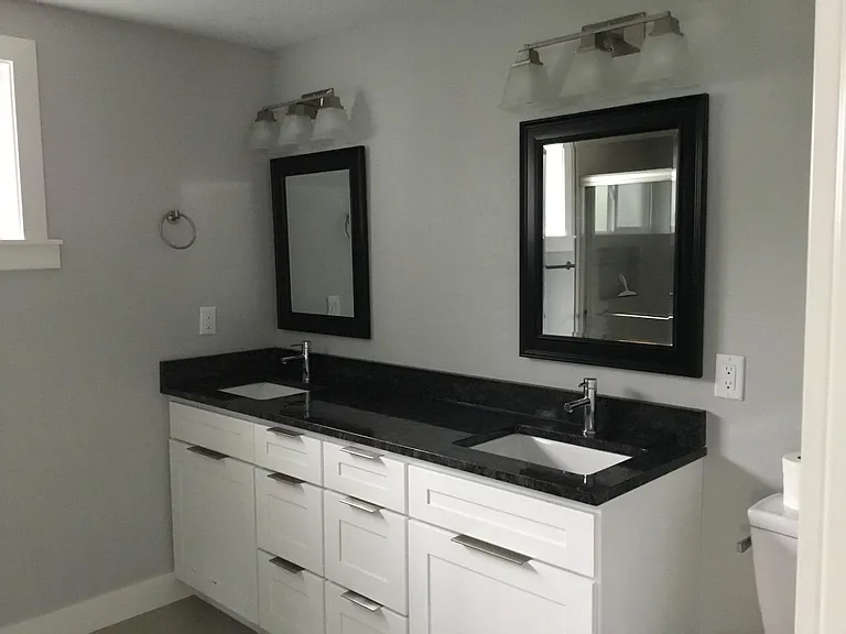 696 E 2200 N — Photo 13
