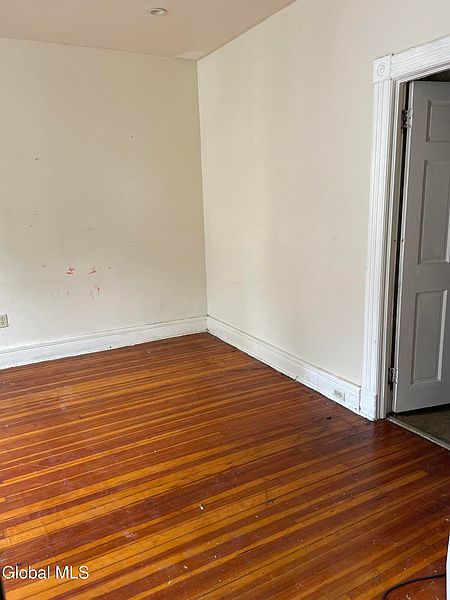 3rd image of 372 1st Street