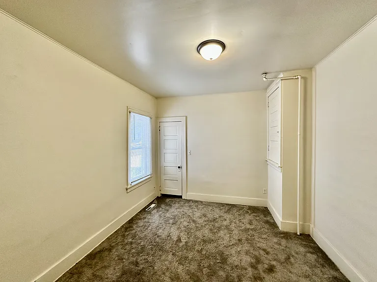 4 E National St #1 — Photo 3
