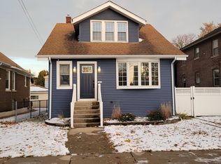 1423 Lake Ave, Whiting, IN 46394