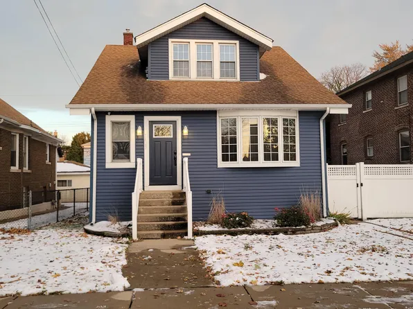 1423 Lake Ave, Whiting, IN 46394
