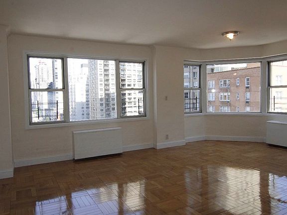 3rd image of 250 E 73rd St APT 14E