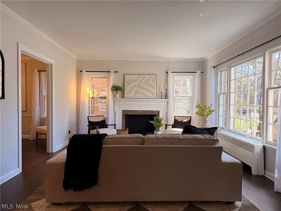 1st image of 2563 Edgerton Rd