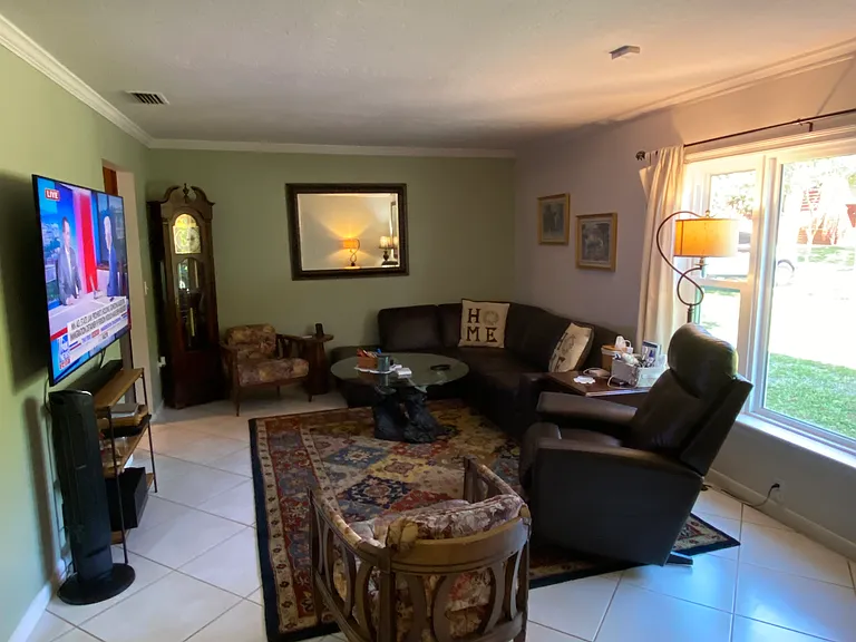 6590 Floridana Ave — Photo 7