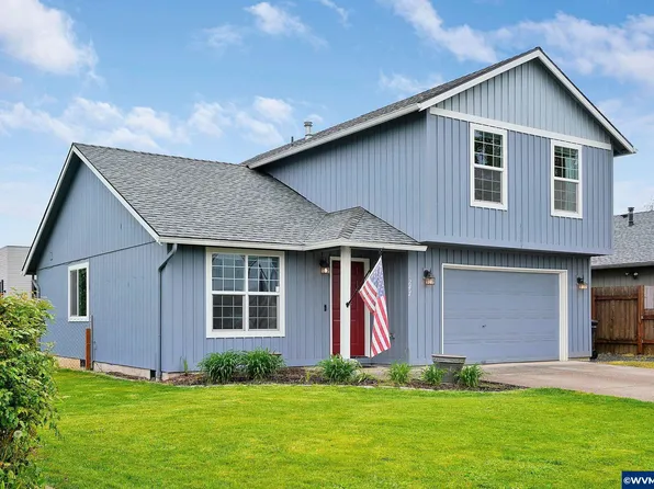 247 NW Bonanza Ave, Dallas, OR 97338