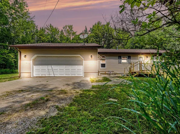 11371 South St, Nunica, MI 49448