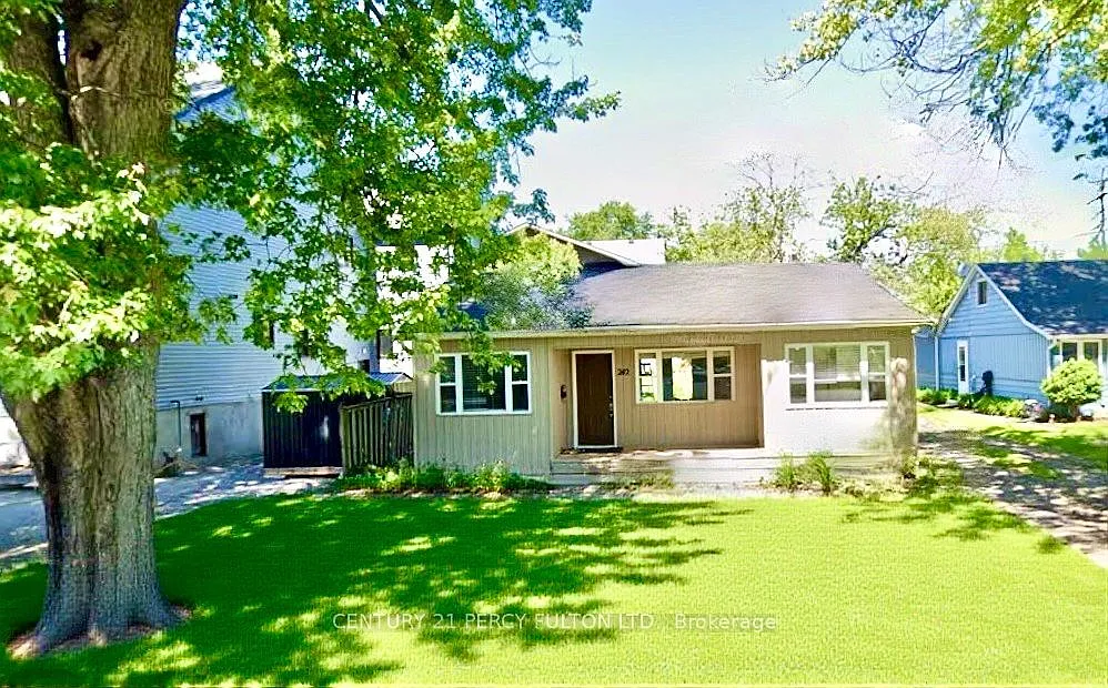 3 bed, $2,650 — Photo 2