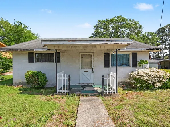 1008 Seaboard St, Goldsboro, NC 27530