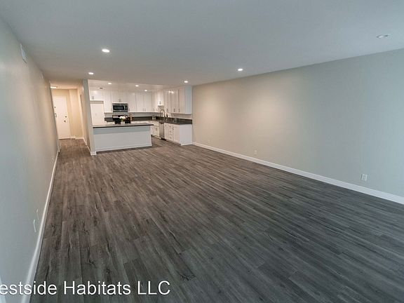 5th image of 170 N Crescent Dr APT 206