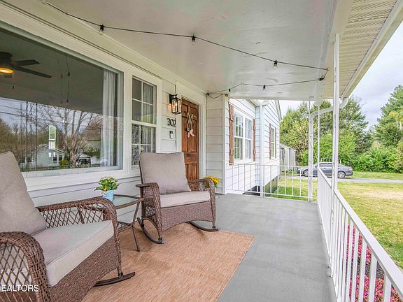 5th image of 302 Hamilton Rd