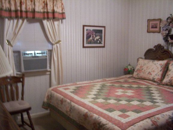 5th image of 110 Nancy Ross Dr