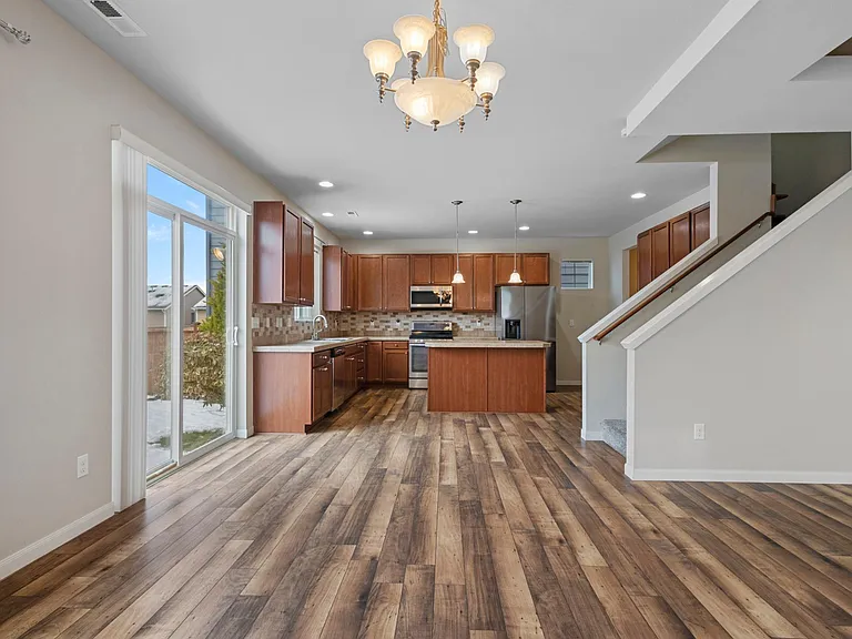 5463 Razor Peak Dr — Photo 5