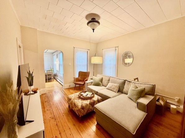361 Beacon St APT 1