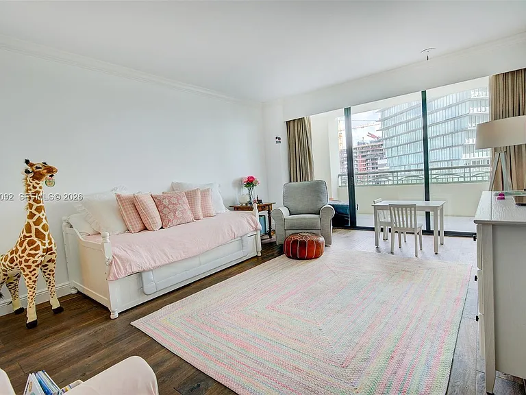 3400 SW 27th Ave #1607 — Photo 3