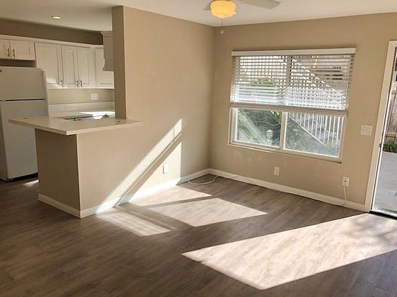 4th image of 4037 Idaho St