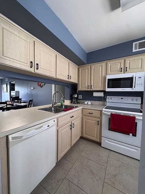 1st image of 3239 Candle Ridge Dr