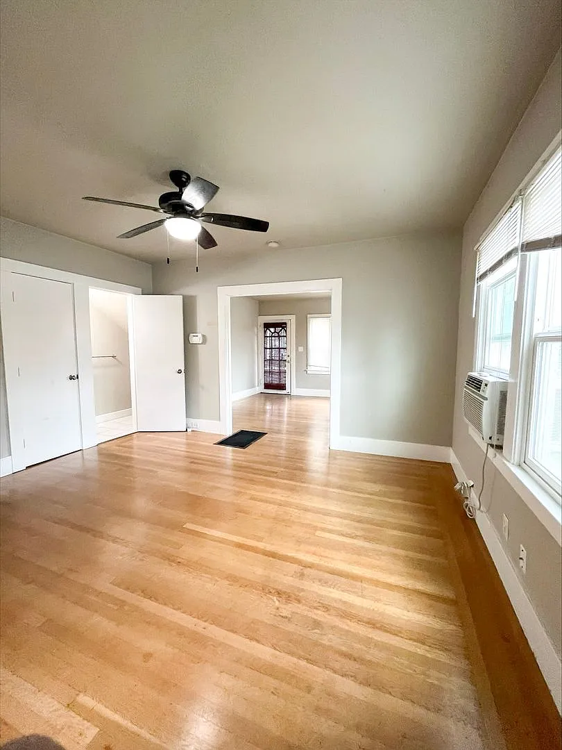 2801 H Street — Photo 3