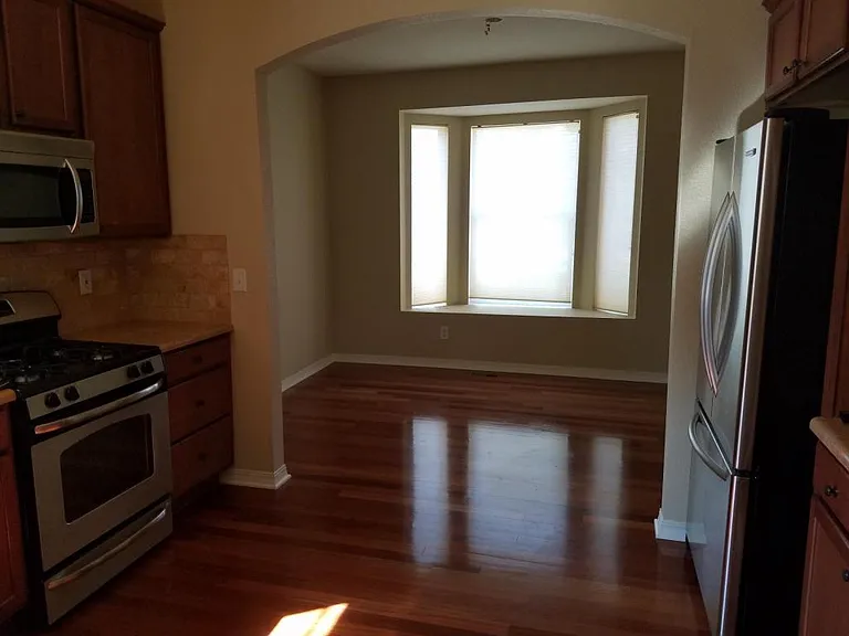 2370 Windmill Dr — Photo 10