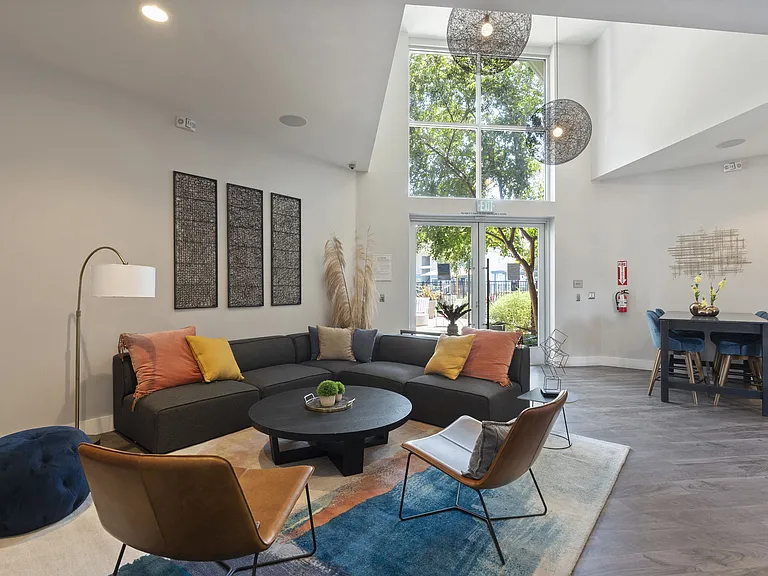Reserve at Walnut Creek — Photo 6