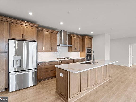 5th image of 23640 Bolton Crescent Ter #13-303