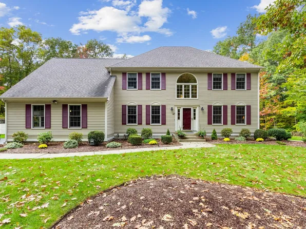 47 Jefferson Rd, Franklin, MA 02038
