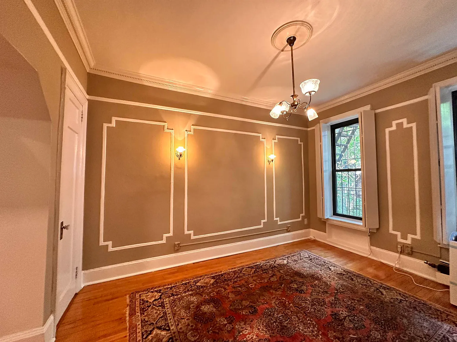 335 East 85th Street — Photo 2