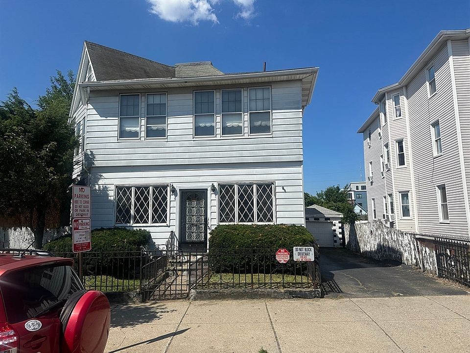 1st image of 136 Main St