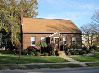 225 S New Castle St, New Wilmington, PA