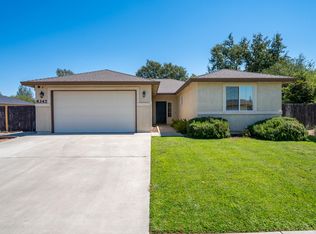 6347 Oxbow St, Redding, CA 96001