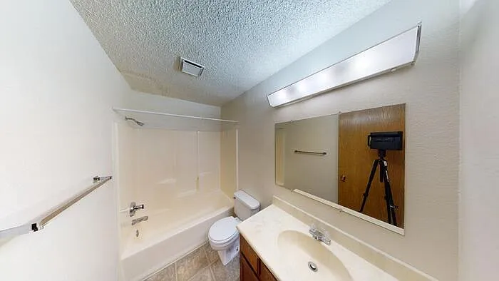 1706 E Main St #B8 — Photo 11