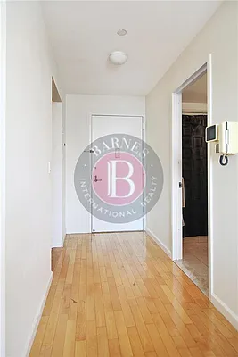 Sold by Warburg | media 11