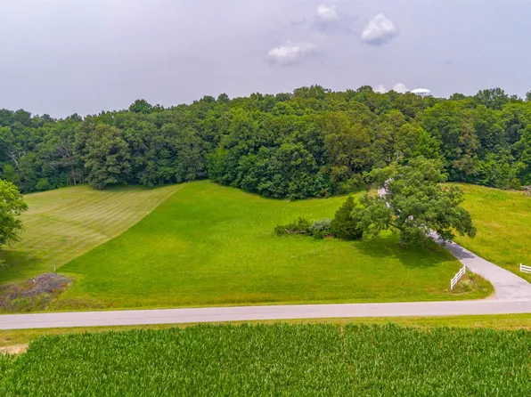 2 Ben Dyer Rd, Sturgis, KY 42459