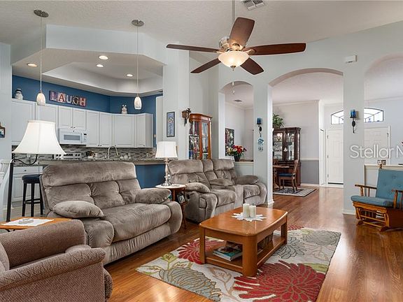 3rd image of 13439 Pimberton Dr
