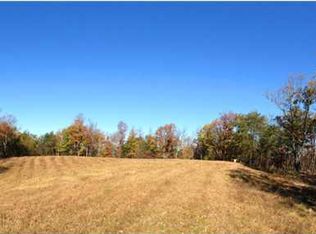 751 Veterans Rd, Trenton, GA 30752