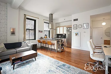 Rented by (Legacy) Elegran